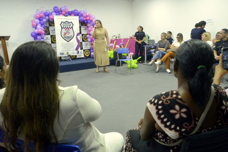 Roda de conversa para Protege Mulher na secretaria municipal de segurança Defesa Social