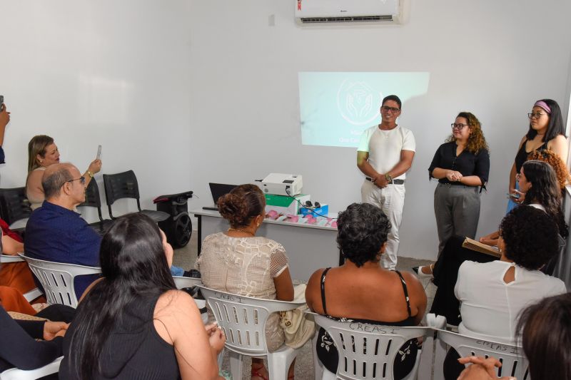 Certificação do minicurso de pintura no CREAS I