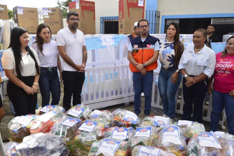 Entrega de ajuda Humanitária no bairro Águas Brancas