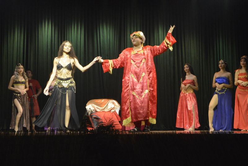 Sábado Cultural com cortejo Paixão de Cristo e Espetáculo Paixão de Cristo no Teatro Municipal