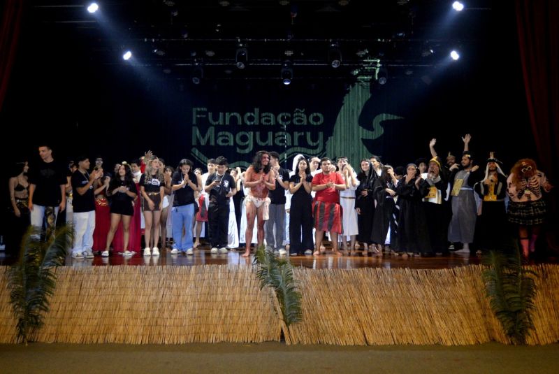 Sábado Cultural com cortejo Paixão de Cristo e Espetáculo Paixão de Cristo no Teatro Municipal