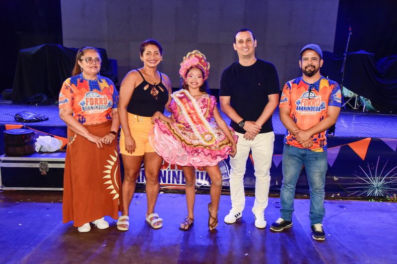 Forró Ananindeua 2026 com premiação das quadrilhas e show do Cabaré do Brega