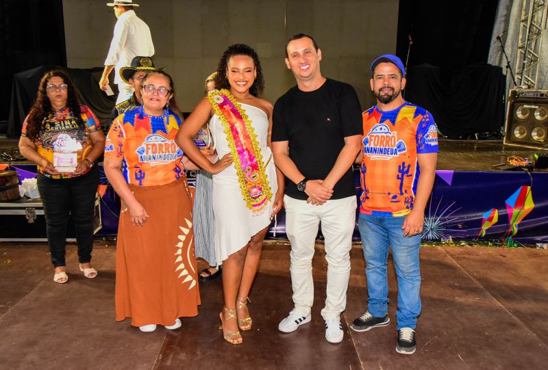 Forró Ananindeua 2026 com premiação das quadrilhas e show do Cabaré do Brega