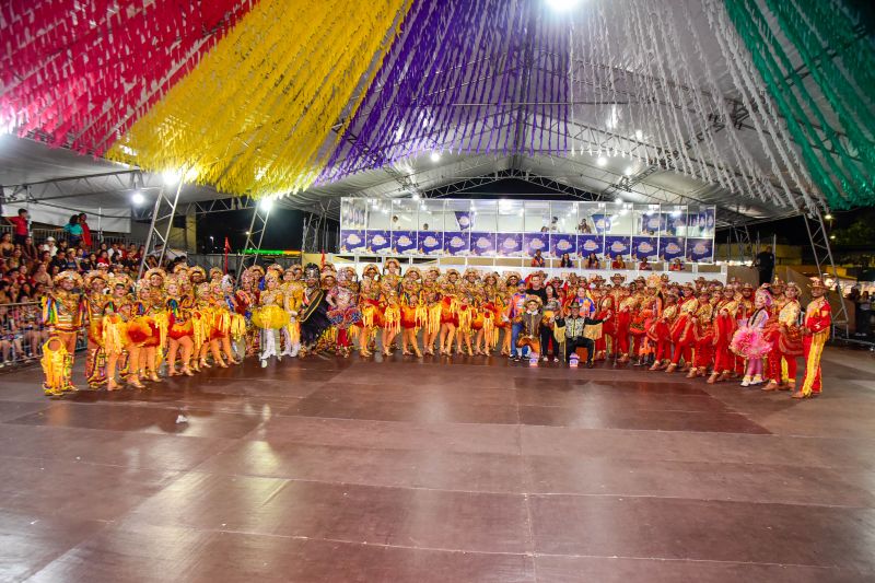 Forró Ananindeua 2026 com premiação das quadrilhas e show do Cabaré do Brega