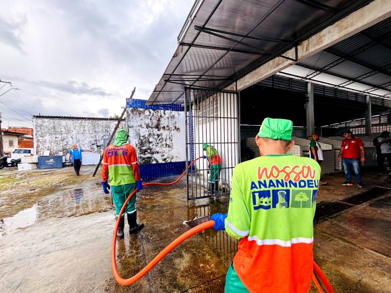 SEURB participa de mutirão de Limpeza.