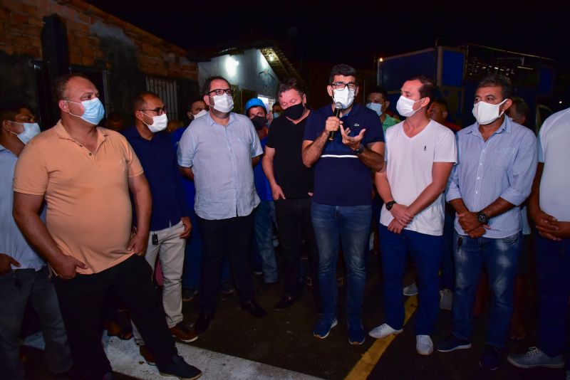 Inauguração e entregar das ruas pavimentadas e iluminação de led no Guajará II, ruas das flores, quadra seis e travessa treze