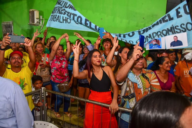 Inauguração asfáltica das ruas A, B, C, D, E, F, G, H, I, J, K, L, M e Avenida Principal do Conjunto Jardim Amazônia I