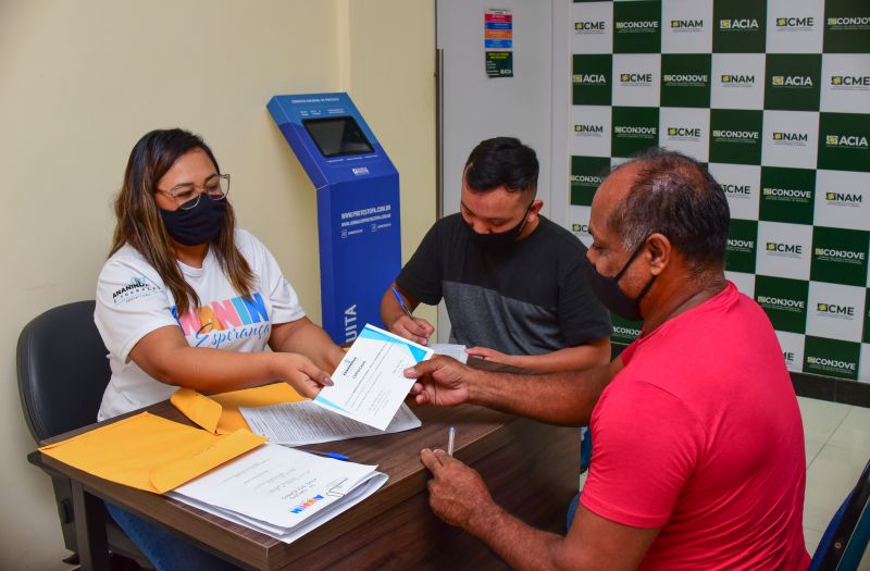 Entrega de Crédito Ananin Esperança para 25 pessoas na Acia