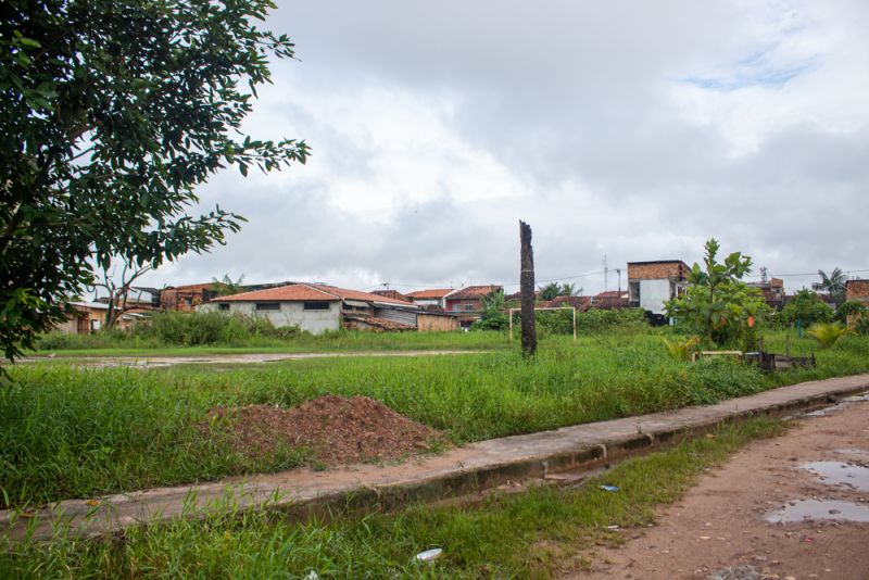 Assinatura de O.S de Regularização e Construção da Nova Praça da Área do Búfalo