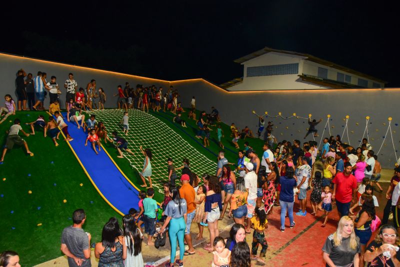 Inauguração da praça de Águas Lindas Parque das Águas