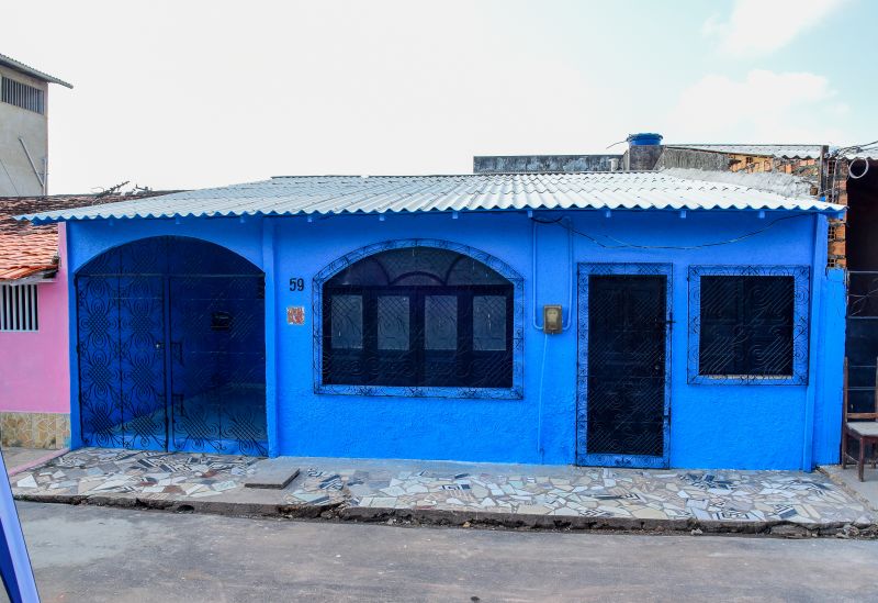Entrega das casas reformadas pelo programa Morar Bem atingidas por fortes ventos e chuva no conjunto Jardim América