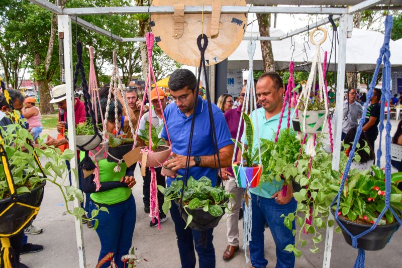 1º Festival do Açaí em Ananindeua e entrega de equipamentos para os batedores de açaí no complexo da Cidade Nova VIII