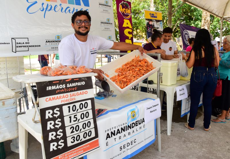1º Festival do Açaí em Ananindeua e entrega de equipamentos para os batedores de açaí no complexo da Cidade Nova VIII