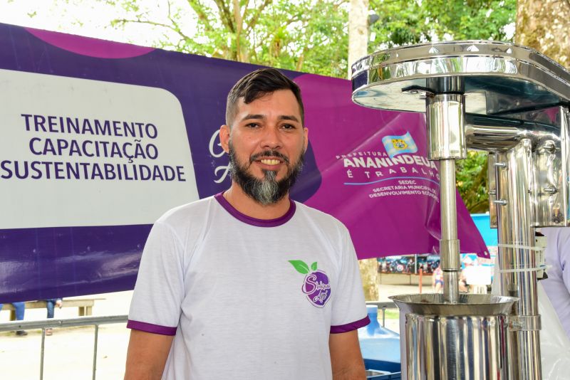 1º Festival do Açaí em Ananindeua e entrega de equipamentos para os batedores de açaí no complexo da Cidade Nova VIII