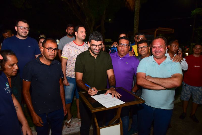 Assinatura de O.S para a revitalização da praça Alessandro Melul, avenida Dom Vicente Zico com WE 70