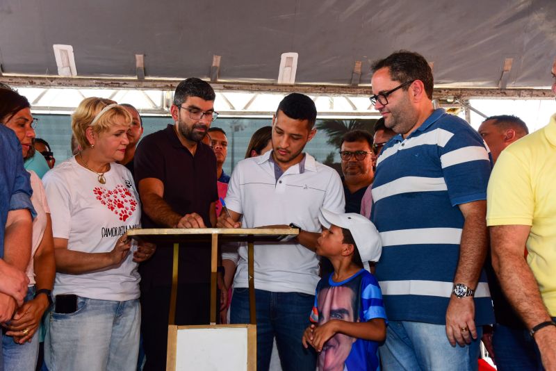Assinatura da O.S para construção da Orla do Icuí e Apresentação do Projeto Arquitetônico no bairro Icuí