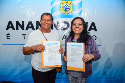 galeria: Entrega de 382 Títulos de Propriedade na Comunidade Novo Horizonte no bairro Centro