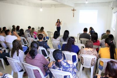 notícia: Servidores recebem qualificação para atender vítimas de violência 