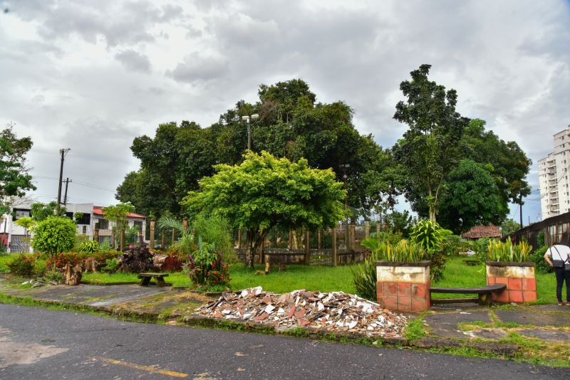 Assinatura da Ordem de Serviço, praça no residencial Jardim Ananindeua centro