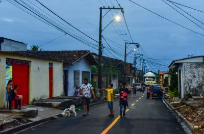 galeria: Entrega da rua Sol Nascente 1 Águas Brancas, Iluminação Pública de Led e Pavimentação Asfáltica