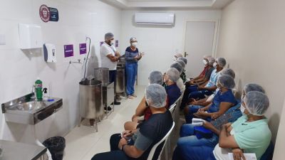 notícia: Batedores de açaí e bacaba fazem curso de manipulação de alimentos 