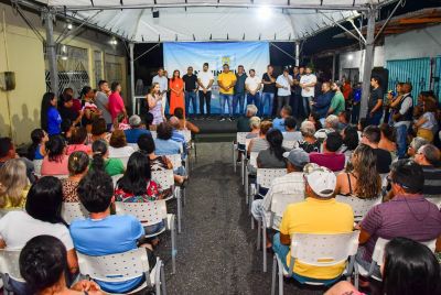 notícia: Prefeitura entrega títulos de propriedade no bairro do 40 horas.