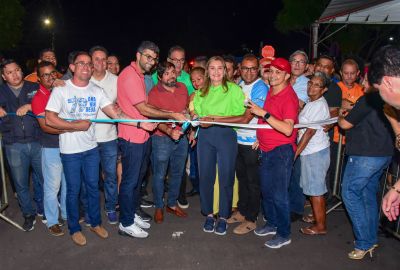 notícia: Prefeitura de Ananindeua e governo do Estado entregam revitalização de vias no loteamento Belém e estrada do Curuçambá