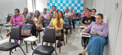 notícia: SEDEC capacita 30 empreendedores no curso de Gestão para pequenos negócios 