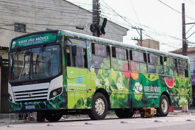 notícia: ‘Varejão Móvel’ leva produtos orgânicos aos moradores da Passagem Feirinha no Bairro do Coqueiro