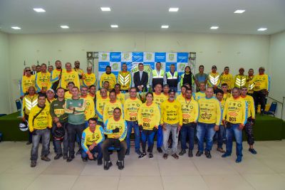 notícia: SEMUTRAN participa de audiência pública com os mototáxis de Ananindeua