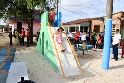notícia: Prefeitura entrega a 45ª praça revitalizada em Ananindeua
