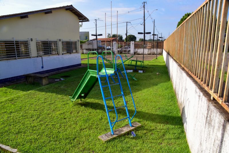 Assinatura de ordem de serviço para início da obras de revitalização da EMEF Novo Cristo no Icuí Guajará