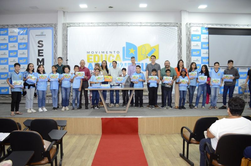 Lançamento do Programa Um Por Todos e Todos Por Um, destinados aos alunos do ensino fundamental da rede municipal de ensino