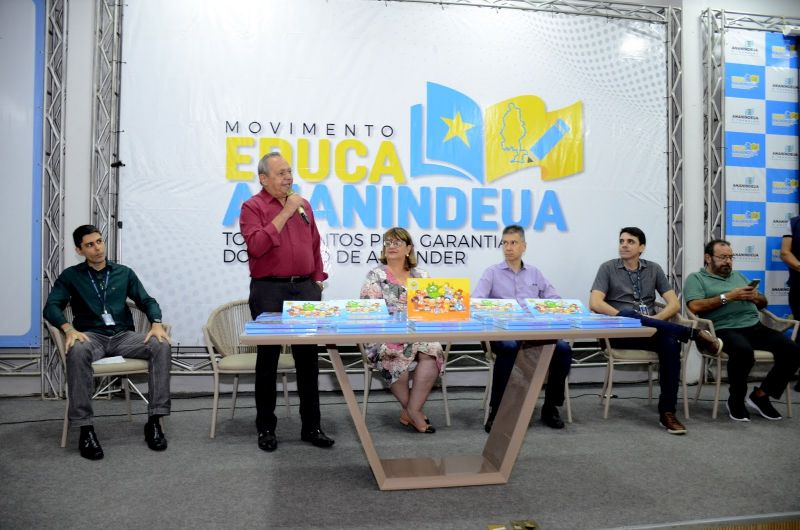 Lançamento do Programa Um Por Todos e Todos Por Um, destinados aos alunos do ensino fundamental da rede municipal de ensino