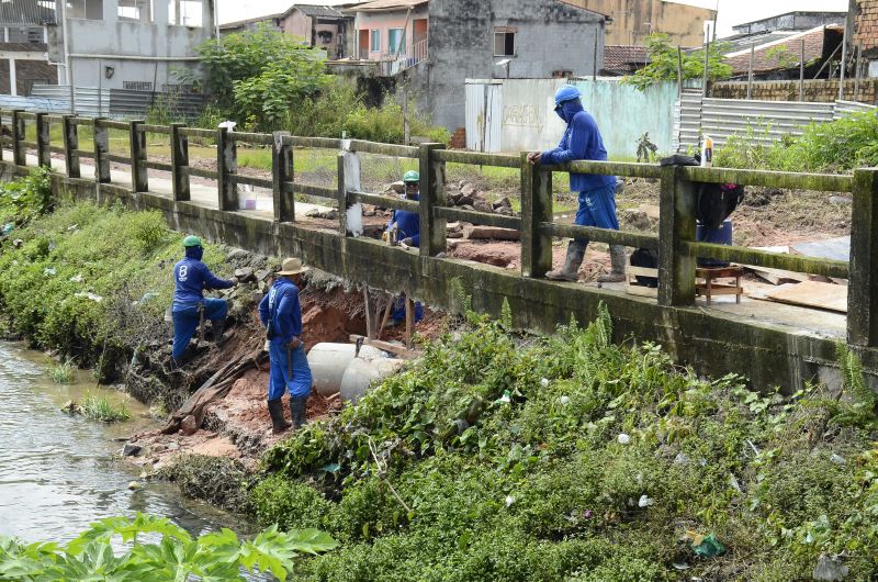 Limpeza da feira da Cidade Nova VI