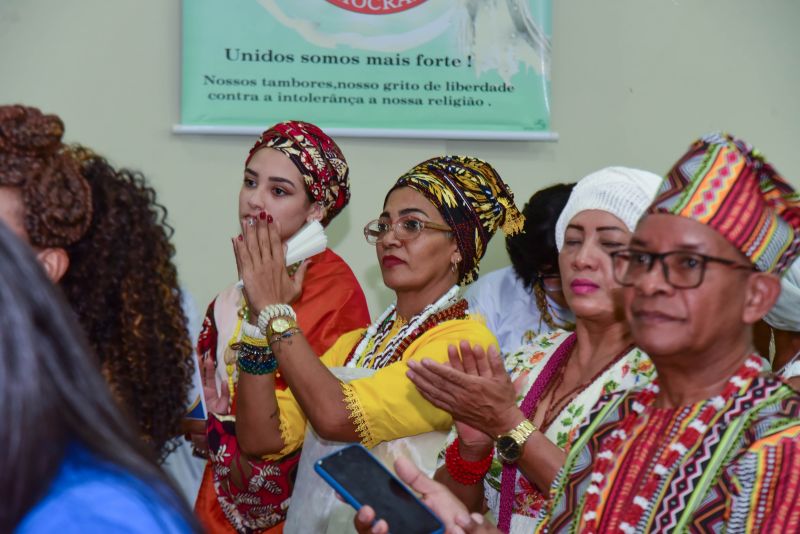 Merito Afro Religioso comenda pai Ayrton Soeiro na ACIA