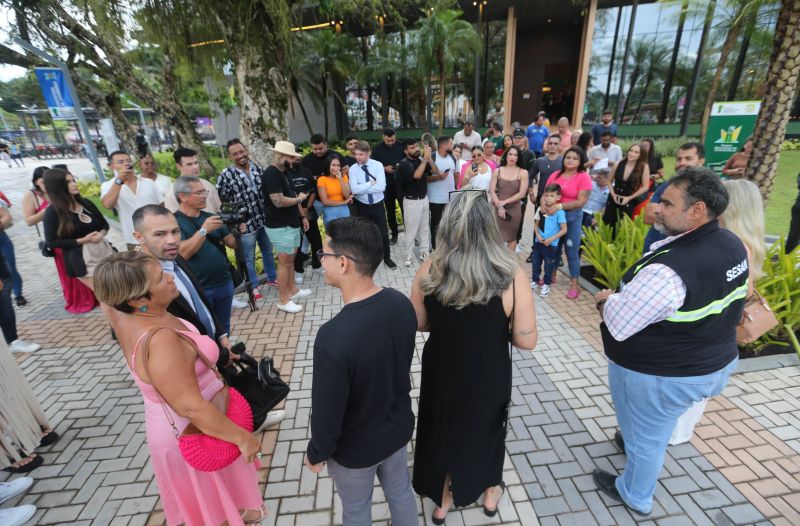 Prefeito Dr Daniel apresenta o Teatro Municipal de Ananindeua para Mídia Social e Colunistas