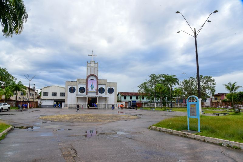 Assinatura de Ordem de Serviço para reforma da Praça Matriz de Ananindeua