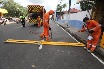 galeria: Pintura asfáltica na estrada da Providência bairro do Coqueiro