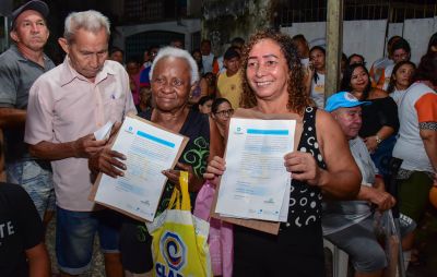 galeria: Entrega de títulos de propriedade através do Programa Ananindeua Legal no bairro do Una