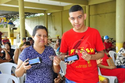 galeria: Entrega dos óculos para pacientes no Programa Prefeitura em Movimento na comunidade Nova Republica no Atalaia