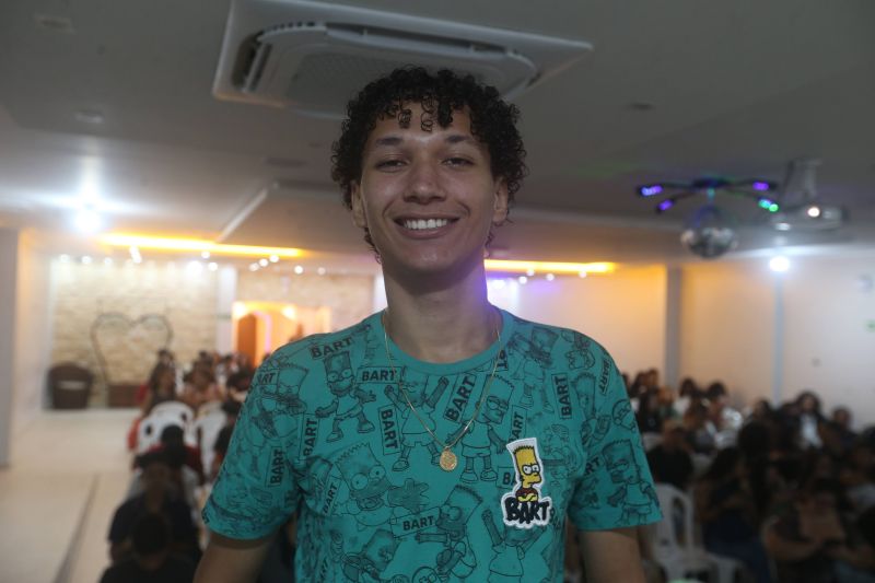 Aula inaugural do cursinho Pré-Enem Municipal no colegio Intelectual
