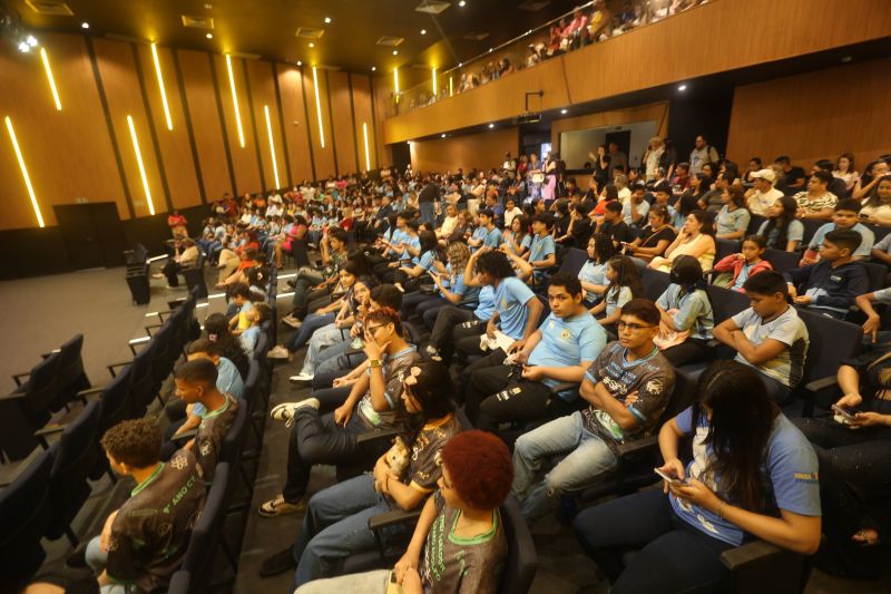 Lançamento da Olimpíada Pedagógica de Língua Portuguesa e de Matemática 2025 Teatro Vila Parque Maguary
