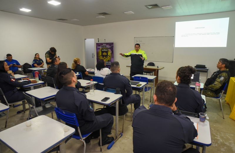 Palestra dos agentes do Semutran na Polícia Municipal e Instrutores Anjos da Guarda