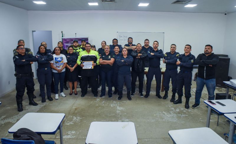 Palestra dos agentes do Semutran na Polícia Municipal e Instrutores Anjos da Guarda