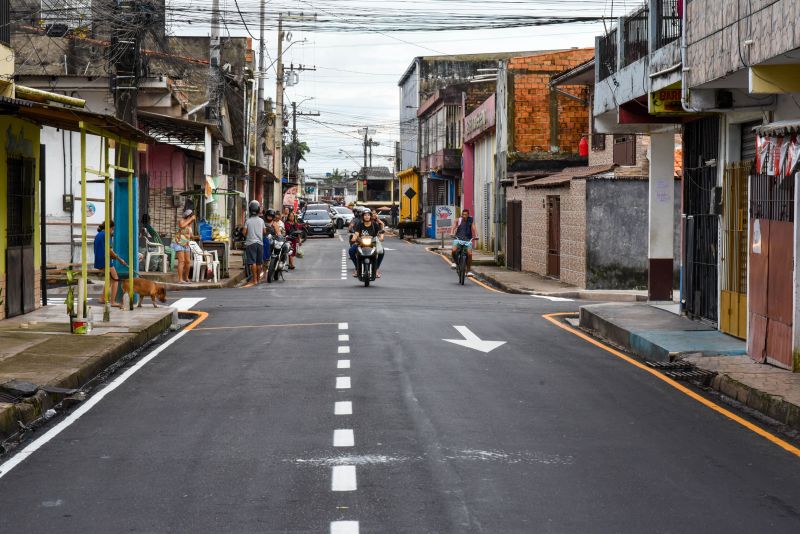 Inauguração das ruas pavimentadas, rua Dr Regis, Fé em Deus e Manoel Pioneiro na Nova Esperança bairro 40 Hrs