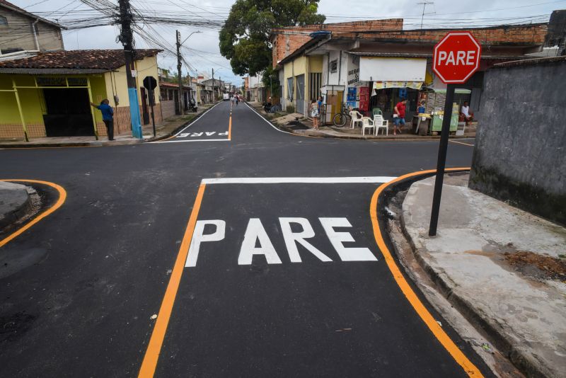 Inauguração das ruas pavimentadas, rua Dr Regis, Fé em Deus e Manoel Pioneiro na Nova Esperança bairro 40 Hrs