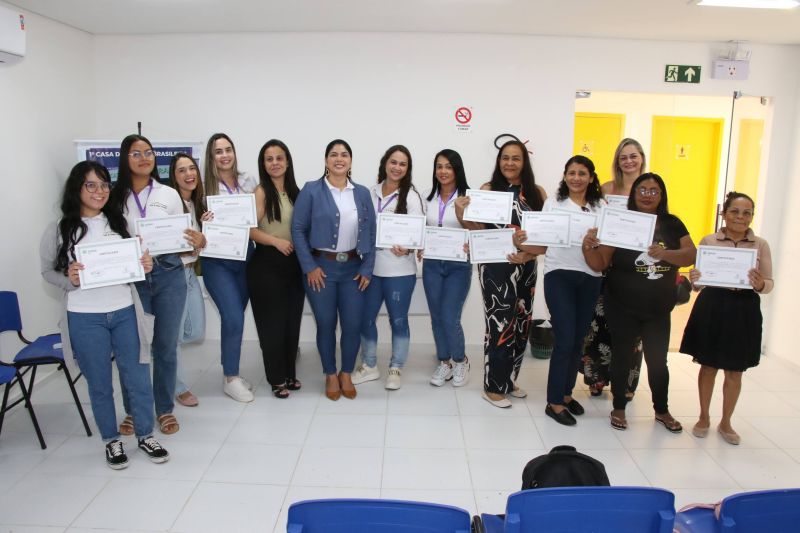 Entrega de Certificados na Casa da Mulher Brasileira