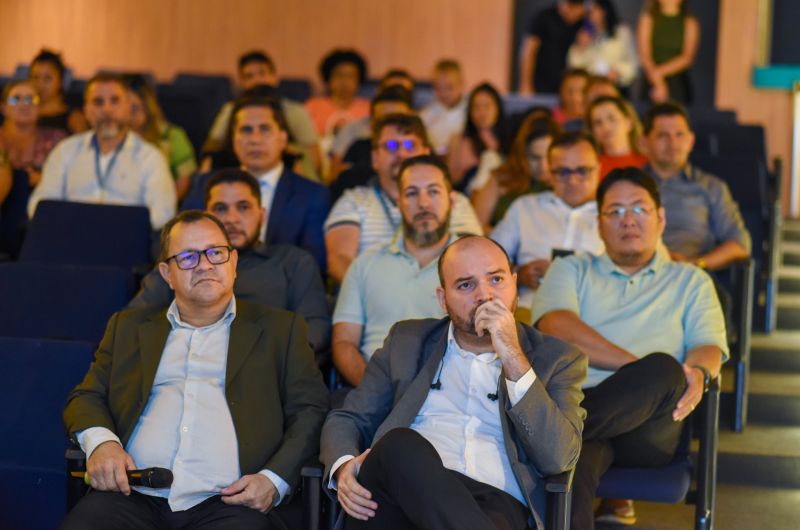 Primeiro Encontro dos Servidores da SEGF no Teatro Municipal de Ananindeua