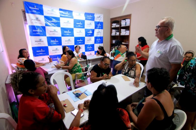 Curso de confecção de bolsa em tecido